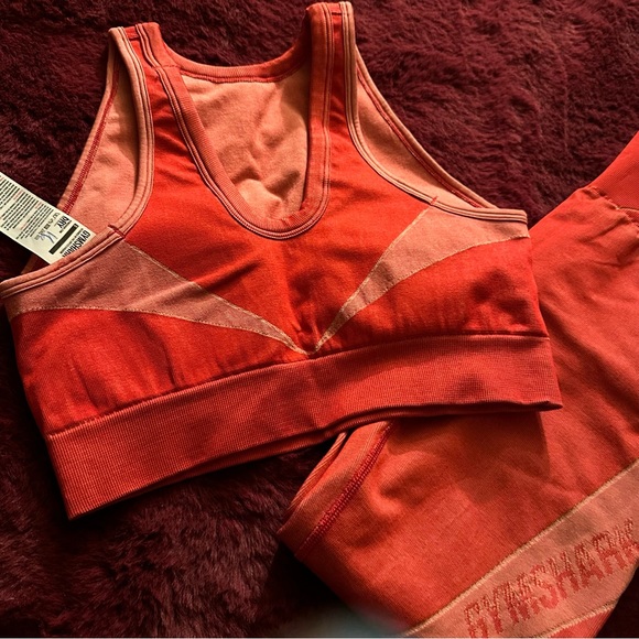 Gymshark Turbo Seamless Workout Set - Picture 5 of 6